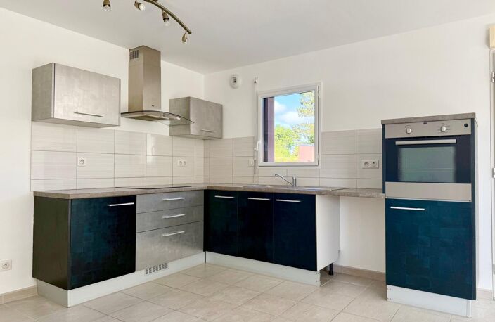 Maison plain-pied, 3 chambres, le bourg à pied. — photo 4