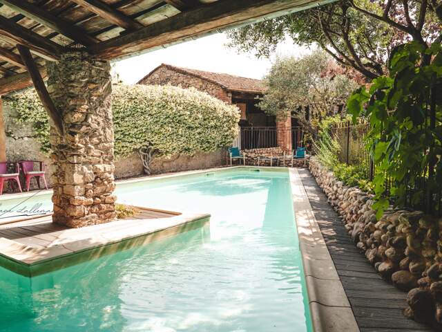 Mas du XVIII? près d'Anduze : 459 m², 4 logements — photo du bien