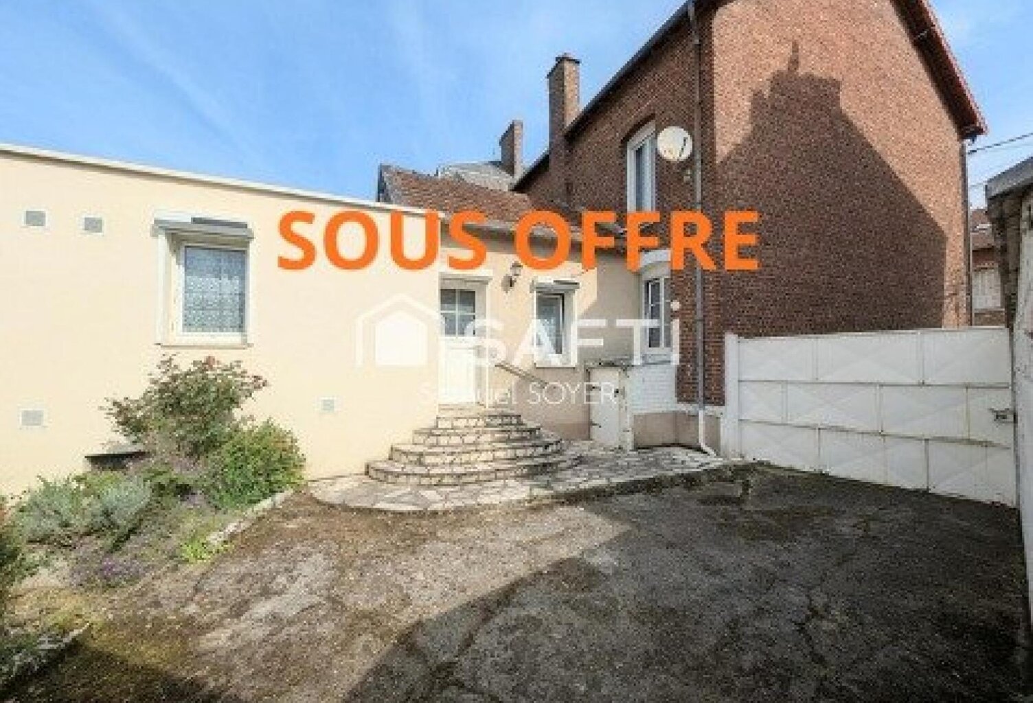 MAISON AVEC GARAGE, JARDIN ET GRENIER AMÉNAGEABLE — photo 1