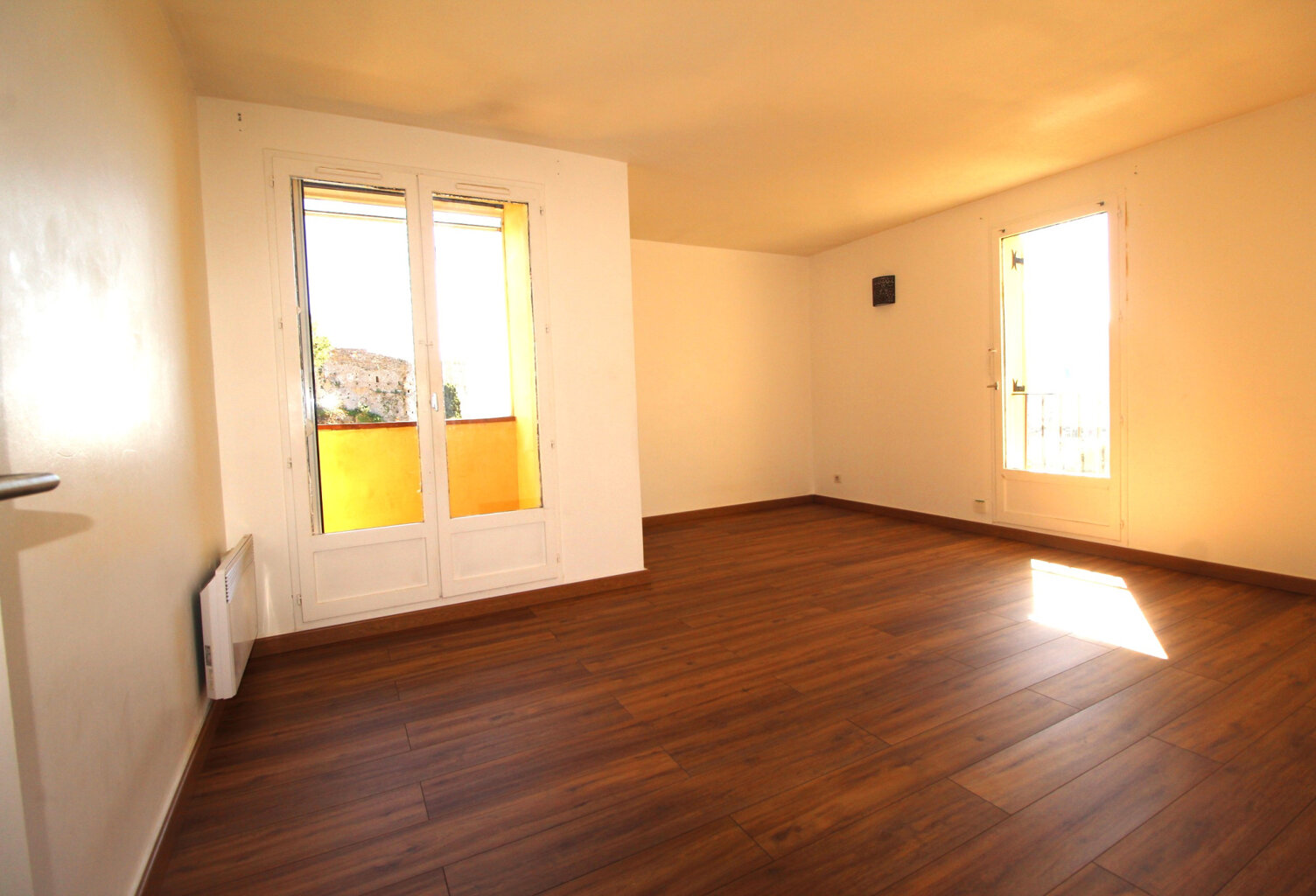 Quatre pièces Meublé-  Roquebrune Village — photo 1
