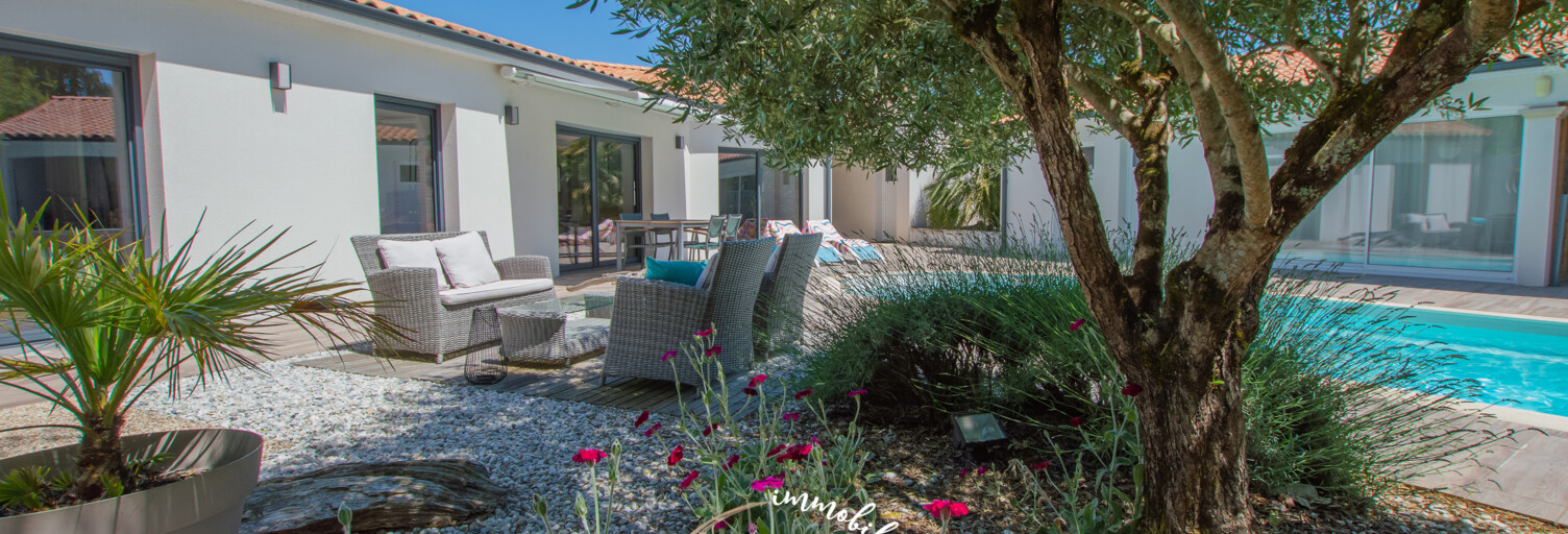 Maison 6 Pièces 142 m² à vendre à Breuillet (17920)