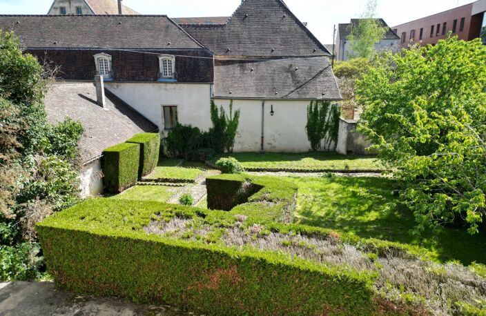 AUXOIS: Maison de caractère 240 m² avec 6 chambres — photo 4