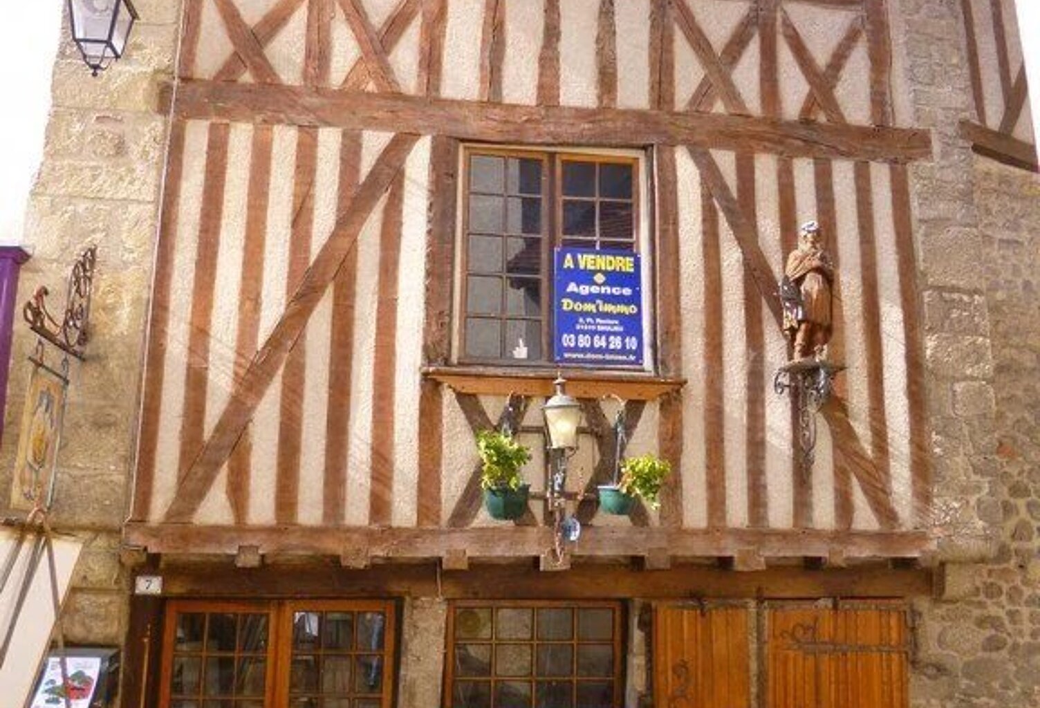 En exclusivité au coeur de SAULIEU Immeuble de caractère — photo 1