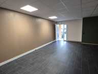 Local commercial — photo 3