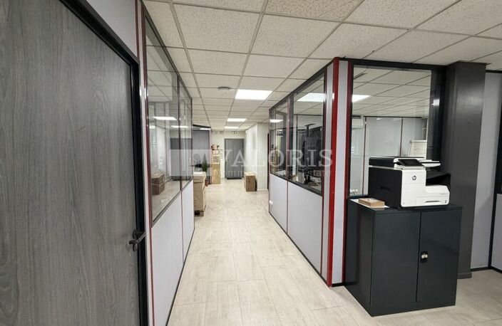 BUREAUX à LOUER — photo 4