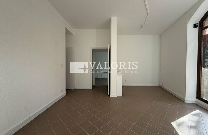LOCAL COMMERCIAL à LOUER — photo 4