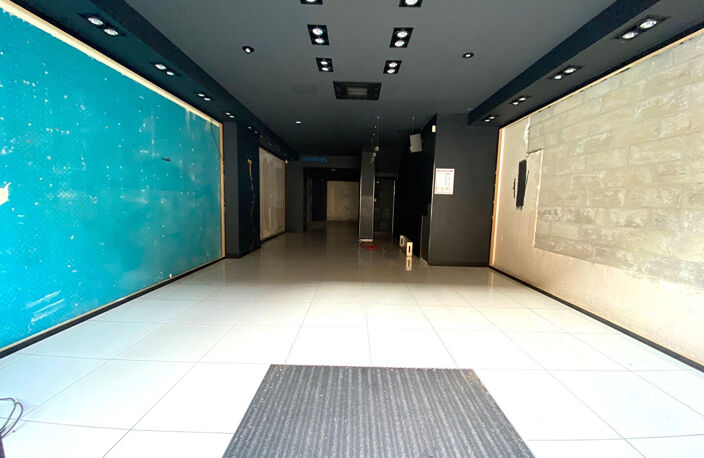 EVREUX Local commercial de 72 m2 — photo 2