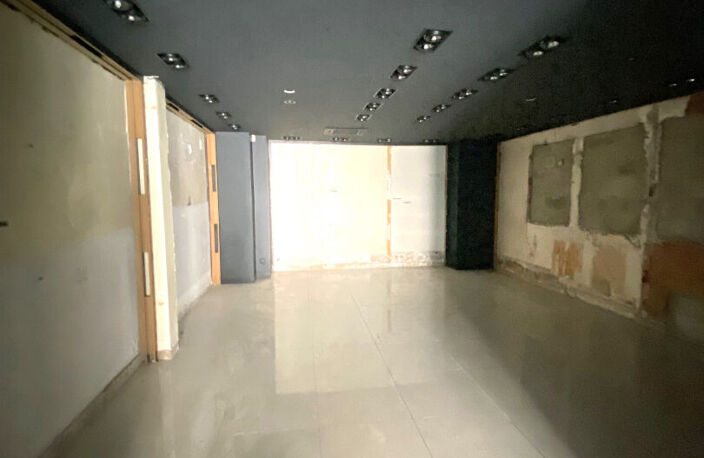 EVREUX Local commercial de 72 m2 — photo 4