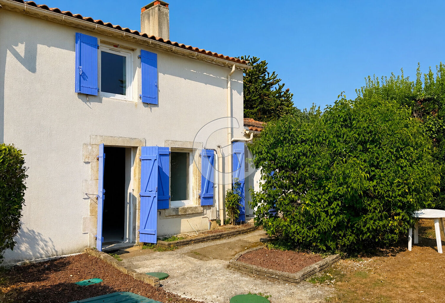 MAISON - 4 PIECES - 87.44 m2 - A VENDRE - SAINT BENOIST SUR MER — photo 1