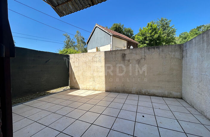 Maison Toucy TYPE  4 - cour et terrasse - Idéal primo ou investissement — photo 3