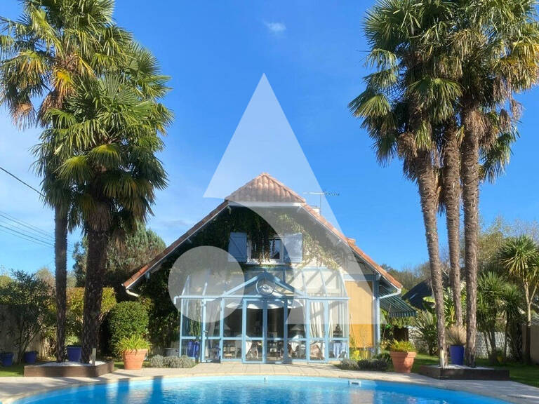 Villa à Odos de 5 pièces 196.57 m² — photo 1