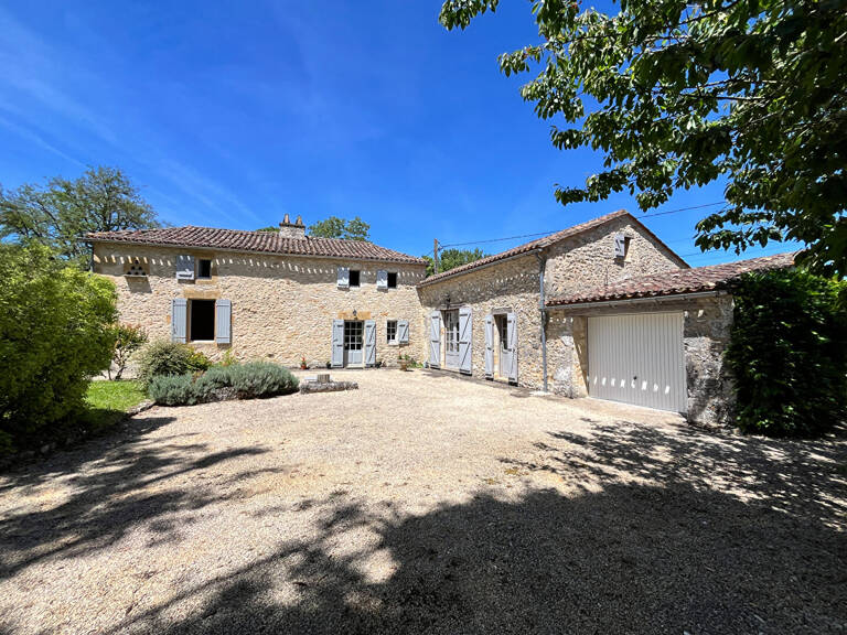 Maison en pierre entre Monpazier et Beaumont du Perigord — photo 1