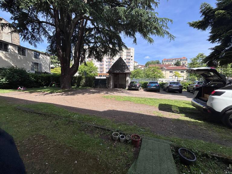 F3 - ST CHAMOND - RUE DU GARAT — photo 1