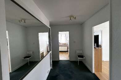 Appartement 6 pièces 239000 €
