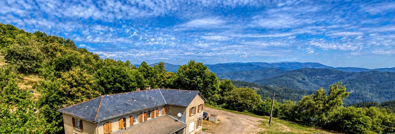 Maison 20 Pièces 440 m² à vendre à Le Collet-de-Dèze (48160)