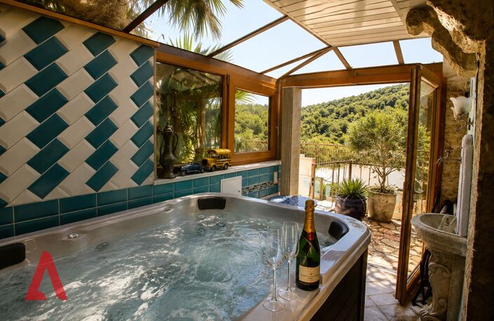AVÈNE  LE COURAL | COMPLEXE TOURISTIQUE DE CARACTÈRE AVEC 6 LOGEMENTS, PISCINE & GARAGE  648 000  — photo 5
