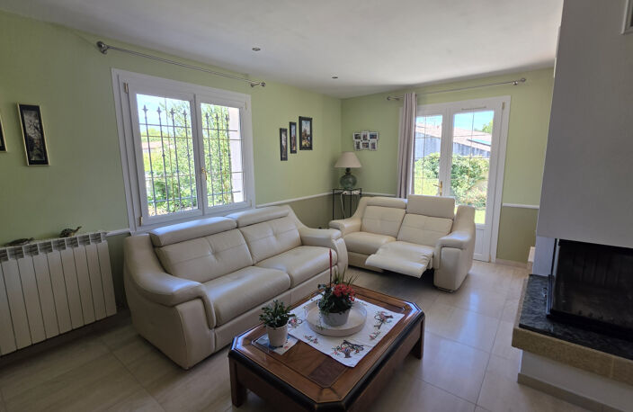 Maison familiale de caractère   7 pièces avec piscine 10 x 5 — photo 5