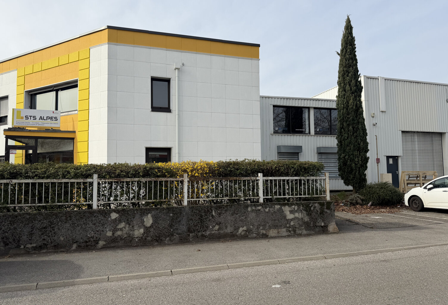 Bureaux 180 m2 SMH — photo 1