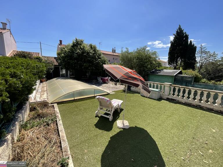 Villa — photo 1