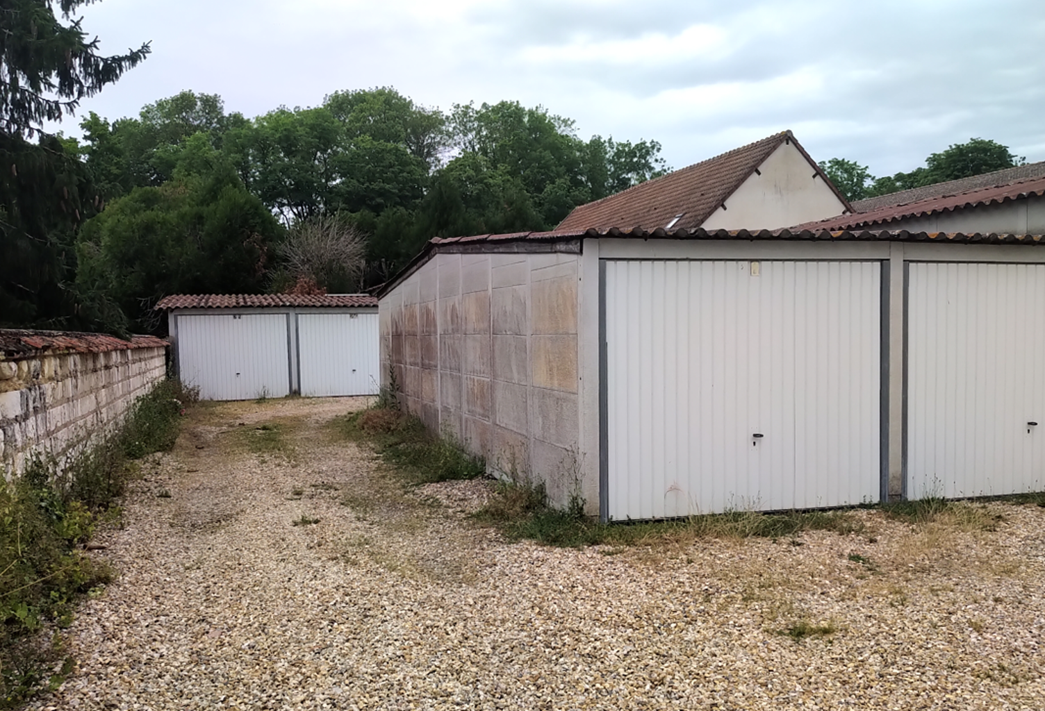 Lot de 8 Garages loués en Extérieur à SENS (89 100) — photo 1