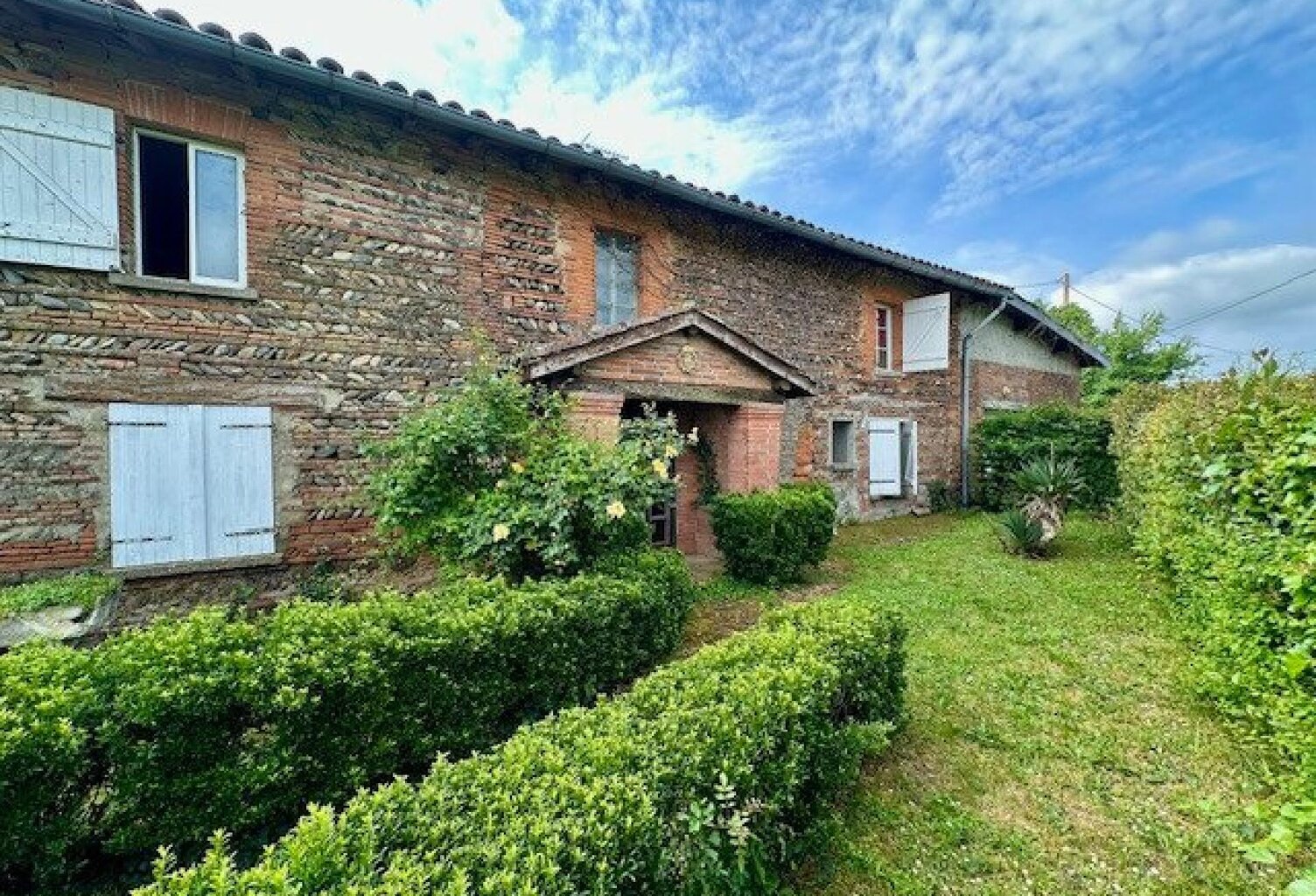 STE FOY DE PEYROLIERES - Bâtisse de 1830, au coeur de la nature avec vue sur les Pyrénées ! — photo 1
