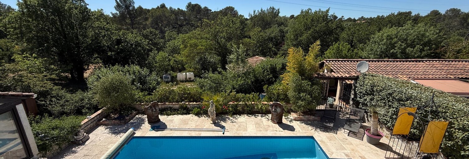 Maison 7 Pièces 238 m² à vendre à Ollières (83470)