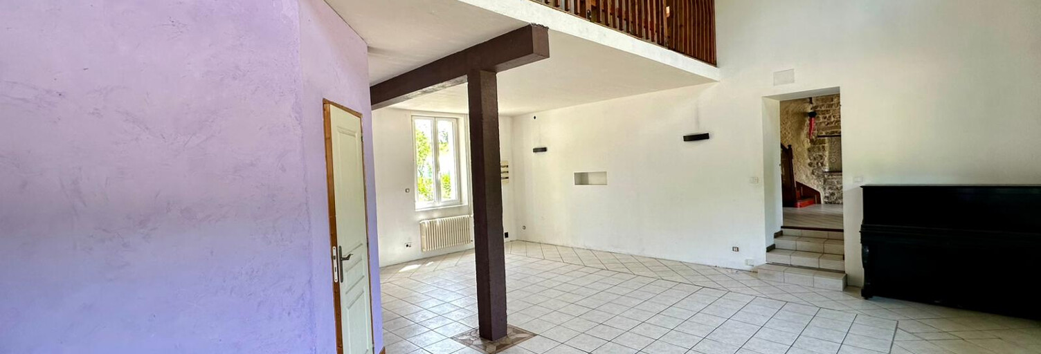 Maison 8 Pièces 247 m² à vendre à Lure (70200)