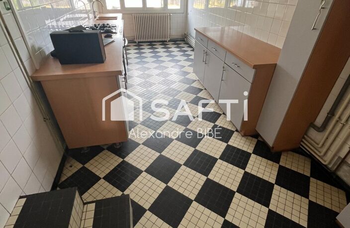 Charmante maison avec beau potentiel de rénovation — photo 5