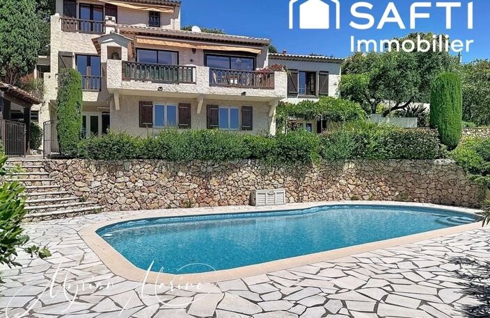 Vue mer - Villa 5 chambres, piscine et terrain de 1200m - Les Issambres — photo 3