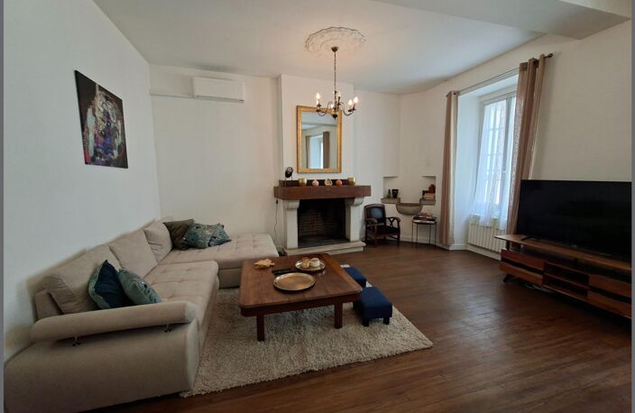 MAISON DE VILLE 120M² AVEC DEPENDANCE OLORON SAINTE-MARIE — photo 2