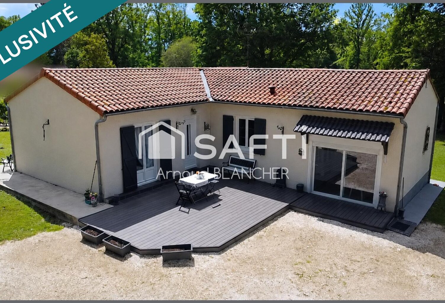 Pavillon plain-pied, trois chambres + bureau, salle de bain, garage, jardin. — photo 1