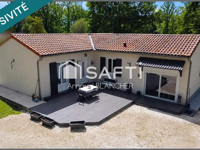Pavillon plain-pied, trois chambres + bureau, salle de bain, garage, jardin. — photo du bien