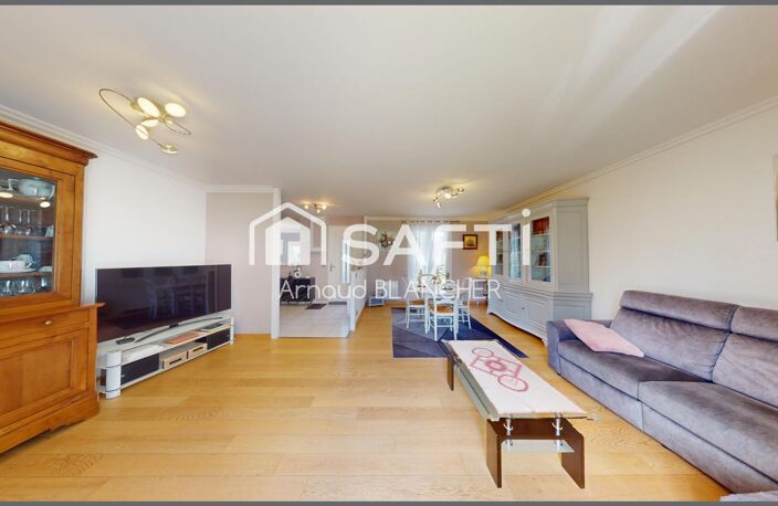 Pavillon plain-pied, trois chambres + bureau, salle de bain, garage, jardin. — photo 4
