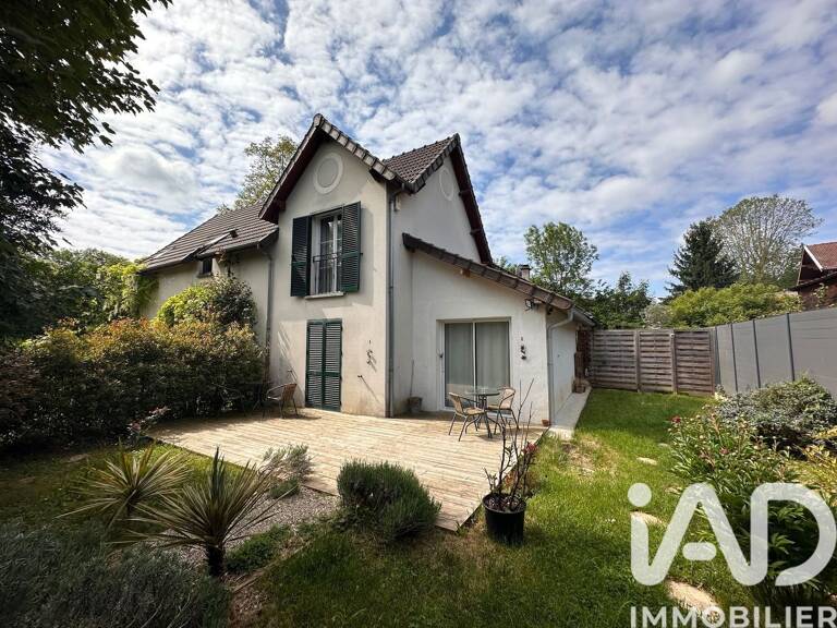 Vente Maison/villa 8 pièces — photo 1