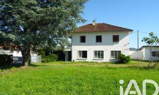 Maison 10 Pièces 218 m² à vendre à Idaux-Mendy (64130)