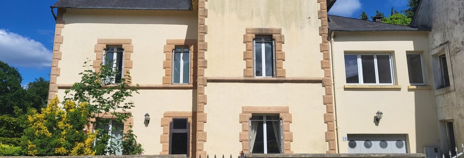 Maison 8 Pièces 270 m² à vendre à Rostrenen (22110)