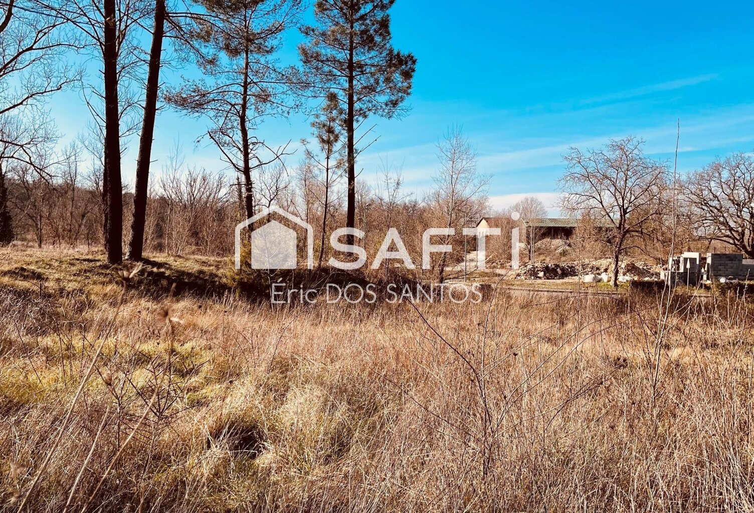 Terrain constructible de 1480M2 pour projet artisanal — photo 1
