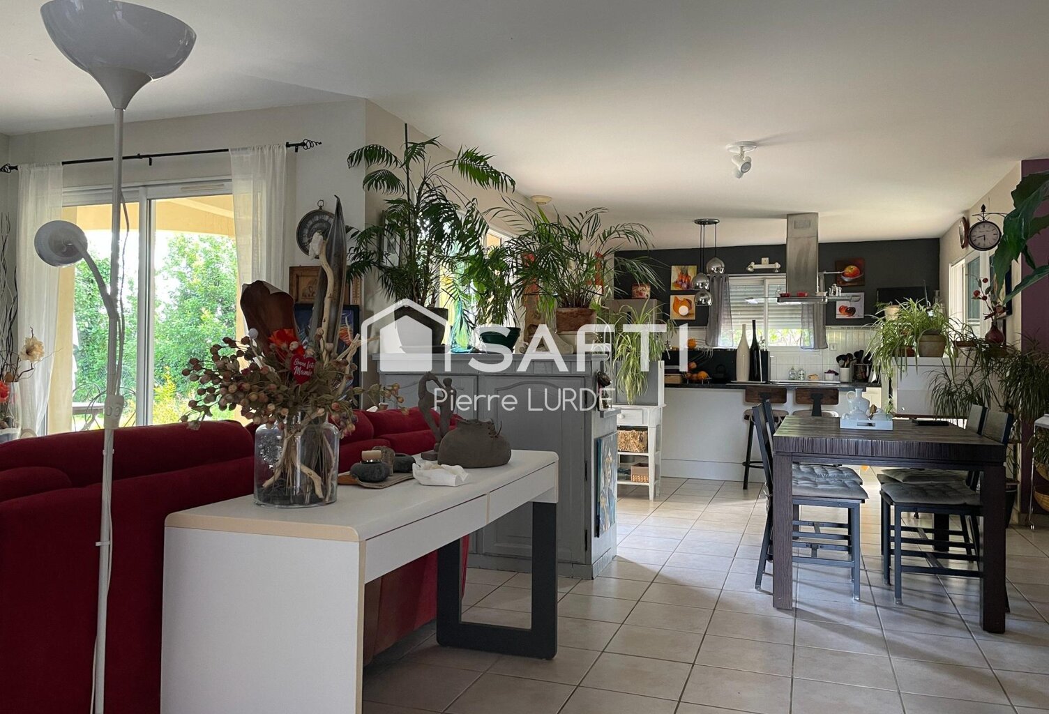 Villa de 150 m2 avec double garage et piscine — photo 1