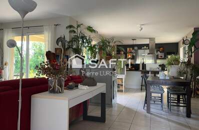 Villa de 150 m2 avec double garage et piscine — photo du bien