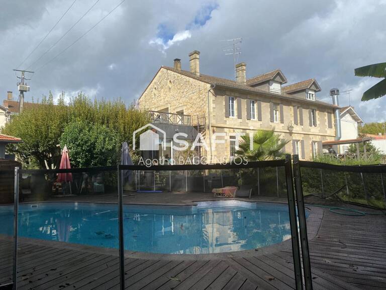 BELLE MAISON DE VILLE AVEC PARC ARBORÉ — photo 1