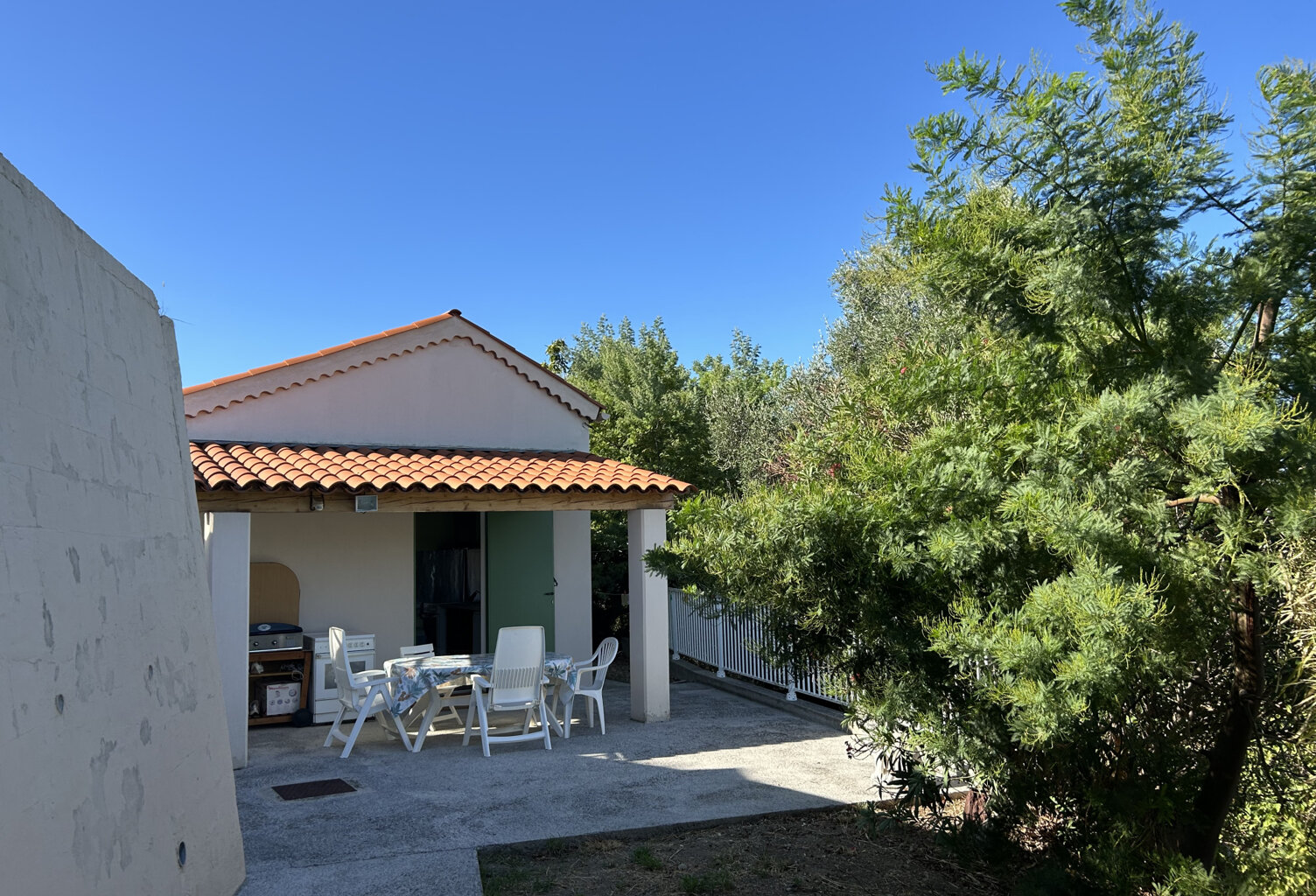 Bail étudiant - Maison 3 pièces meublée - corniche des Olivi — photo 1