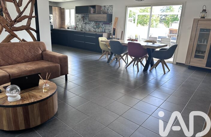 Vente Maison/villa 4 pièces — photo 2