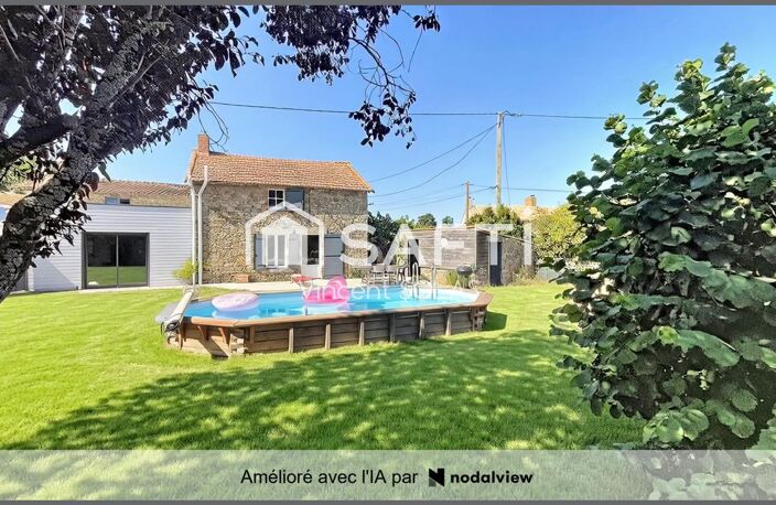 Maison en Pierre Rénovée de 210 m² sur 937 m² - 6 Chambres - 3 SDE - 3 WC - Piscine — photo 2