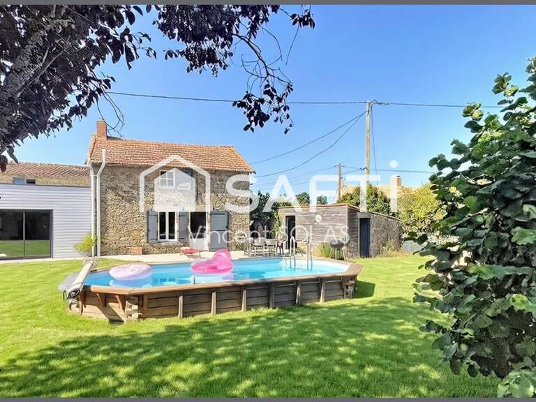 Maison en Pierre Rénovée de 210 m² sur 937 m² - 6 Chambres - 3 SDE - 3 WC - Piscine — photo 1