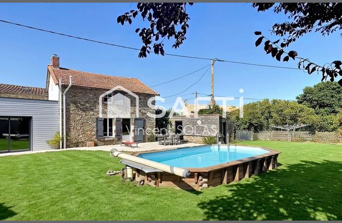 Maison en Pierre Rénovée de 210 m² sur 937 m² - 6 Chambres - 3 SDE - 3 WC - Piscine — photo 2