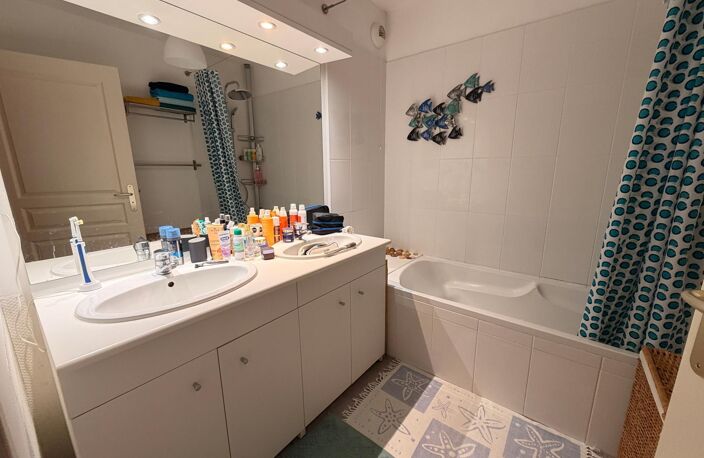 Appartement vendu loué avec jardin et parking — photo 4