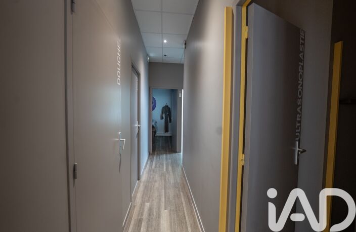 Vente Esthétique, Coiffure 68 m&sup2; — photo 4