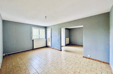 T4 82 M2 DECINES TERRASSE 40 M2 parking — photo du bien