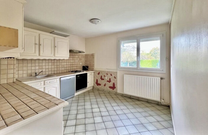 T4 82 M2 DECINES TERRASSE 40 M2 parking — photo 3