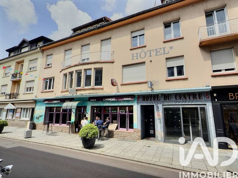 Vente Boutique/Local commercial 100 m&sup2; — photo 1